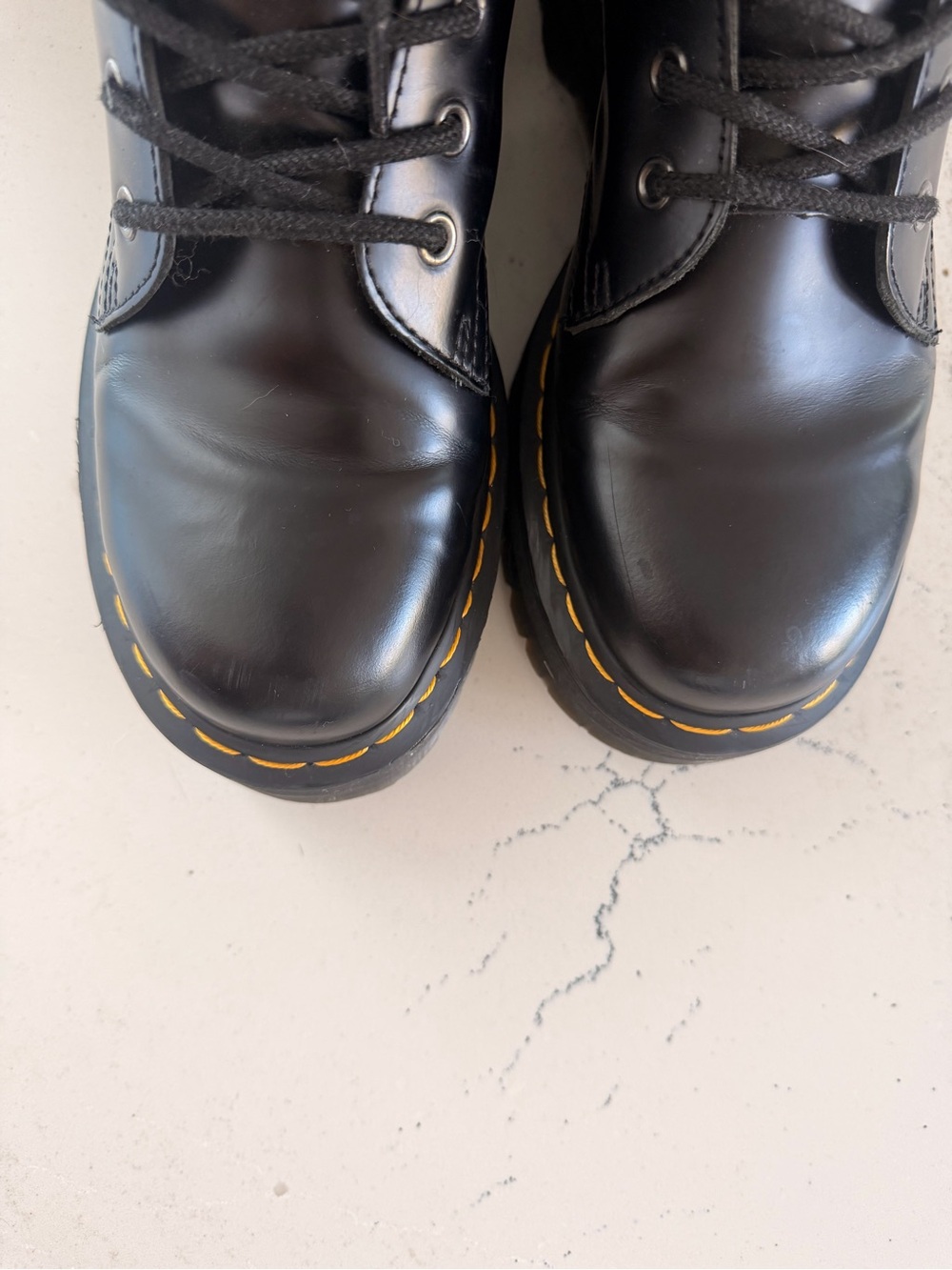 Dr. Martens Jadon Leather Platform Boot - Picture 5 of 9